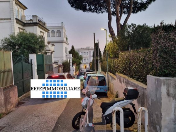 appartamento in affitto a Napoli in zona Posillipo