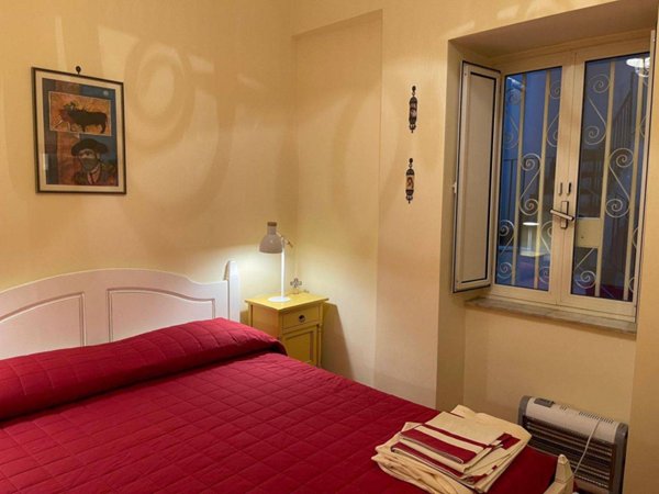 appartamento in affitto a Napoli in zona Chiaia