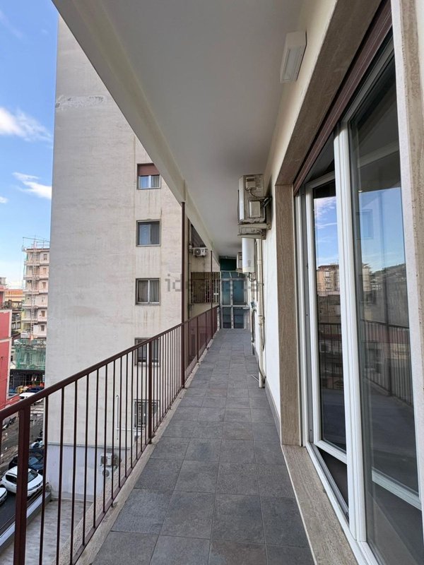 appartamento in affitto a Napoli in zona Chiaia