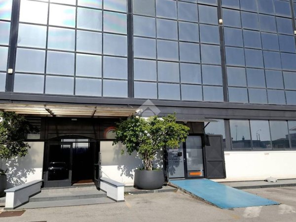 appartamento in affitto a Napoli in zona Zona Industriale-Ferrovia