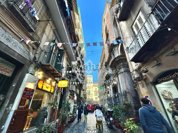 appartamento in affitto a Napoli in zona Pendino / San Giuseppe