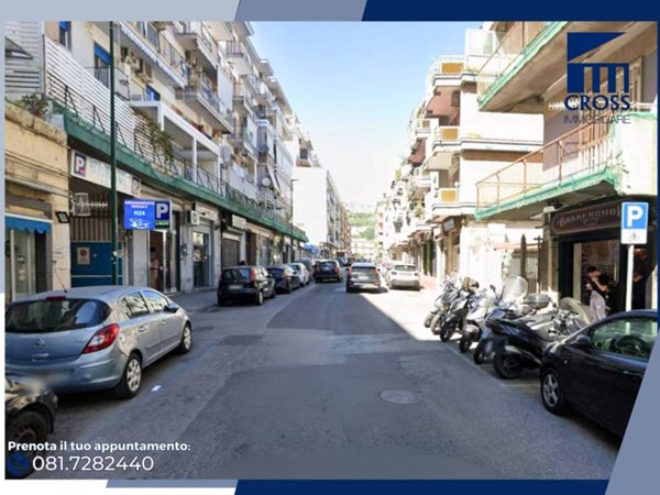 negozio in affitto a Napoli in zona Soccavo