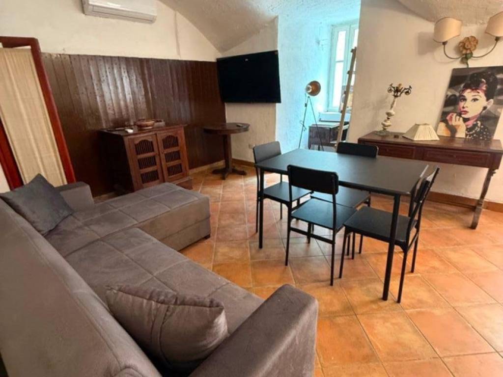 appartamento in affitto a Napoli in zona Pendino / San Giuseppe