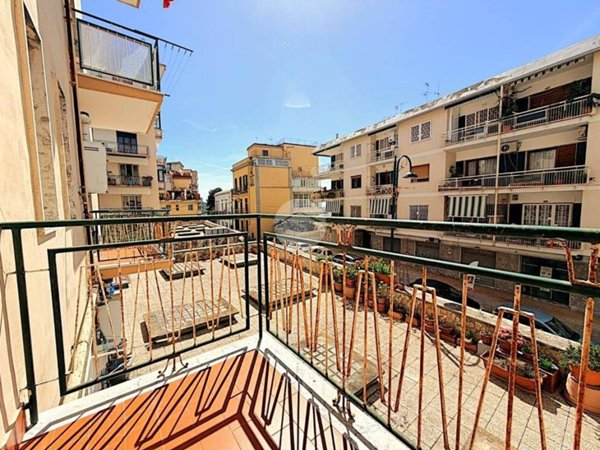 appartamento in affitto a Napoli in zona Posillipo