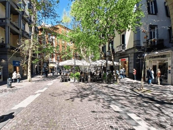 ufficio in affitto a Napoli in zona Vomero