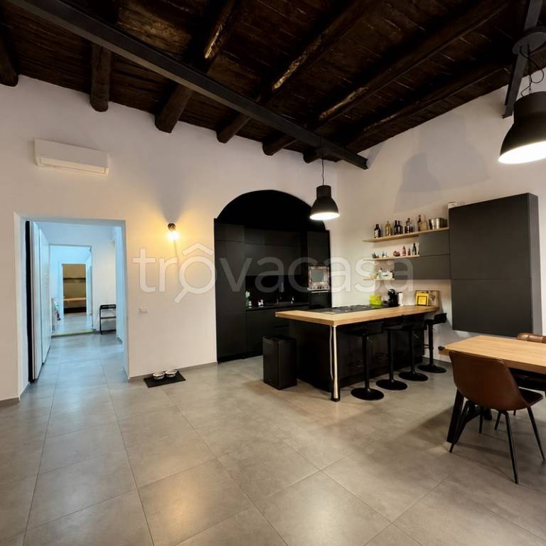 appartamento in affitto a Napoli in zona San Ferdinando