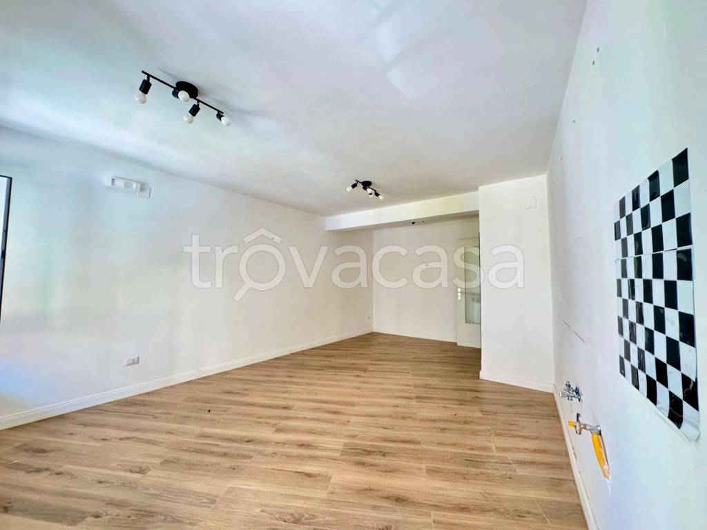 appartamento in affitto a Napoli