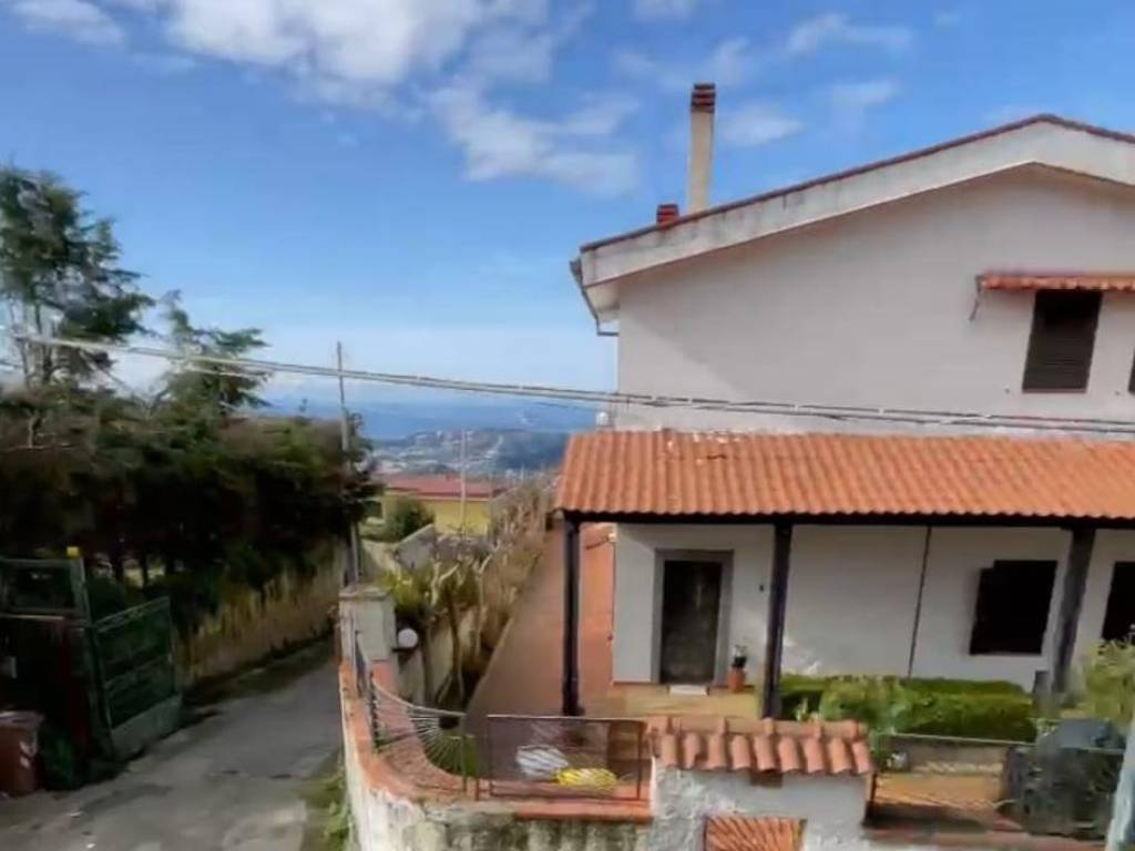 appartamento in affitto a Napoli in zona Camaldoli
