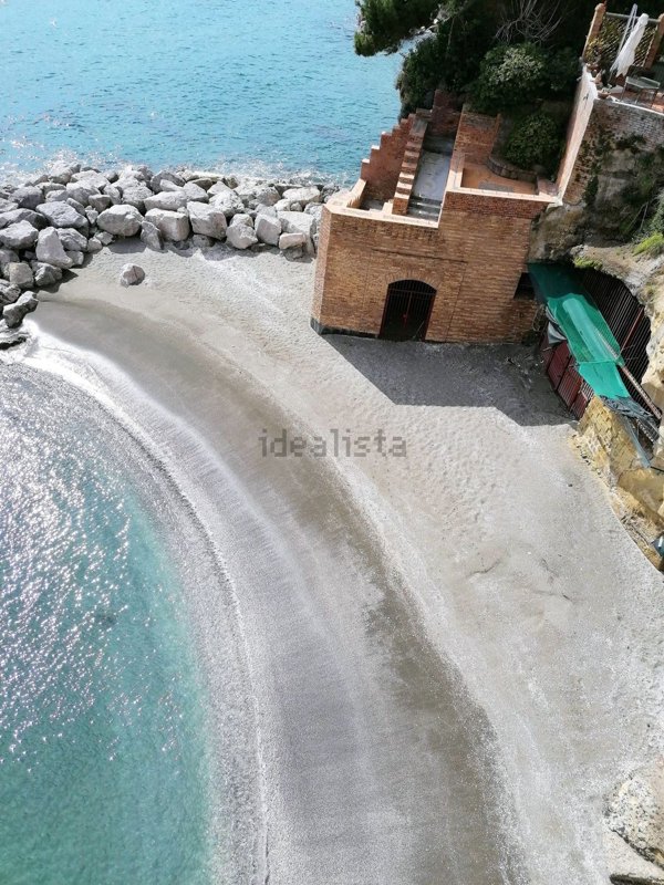appartamento in affitto a Napoli in zona Posillipo