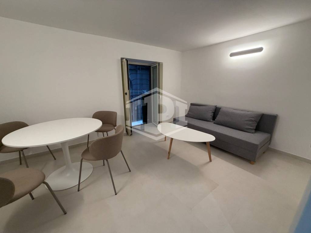 appartamento in affitto a Napoli in zona San Ferdinando