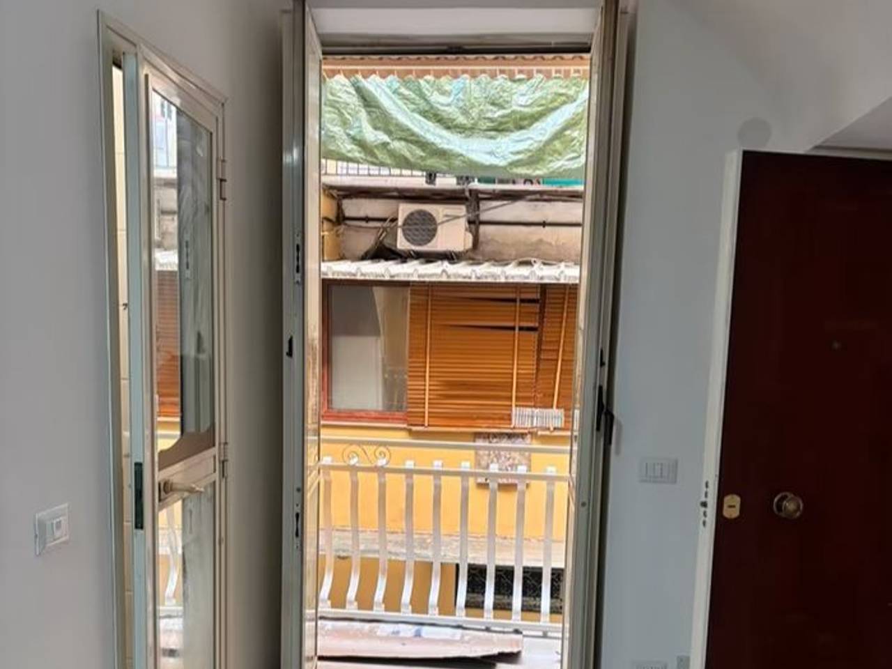 appartamento in affitto a Napoli in zona Stella