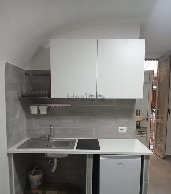 appartamento in affitto a Napoli in zona Stella
