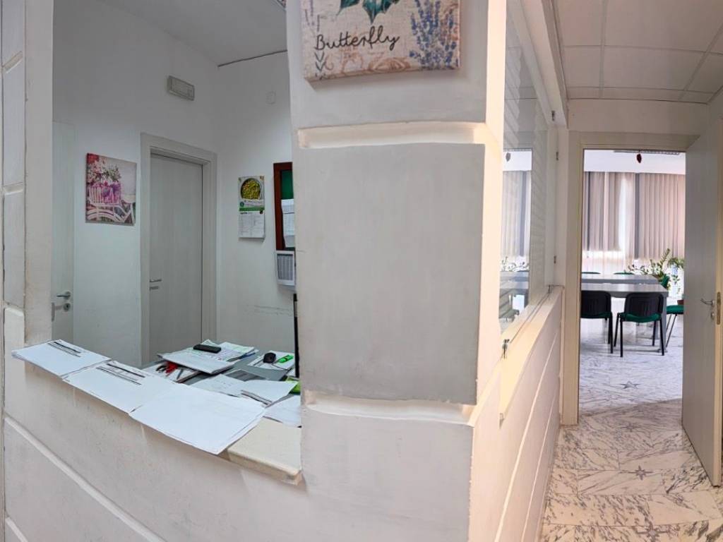 ufficio in affitto a Napoli in zona Bagnoli