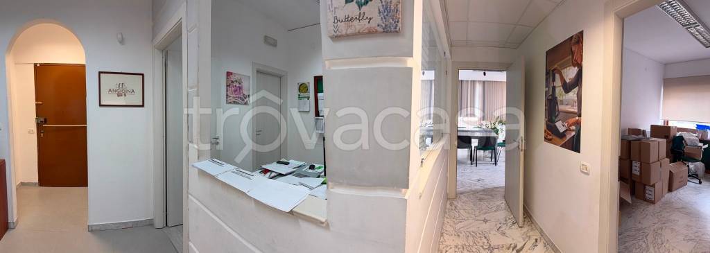 ufficio in affitto a Napoli in zona Fuorigrotta