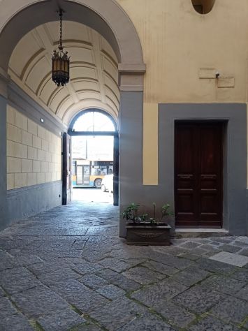 ufficio in affitto a Napoli in zona Chiaia