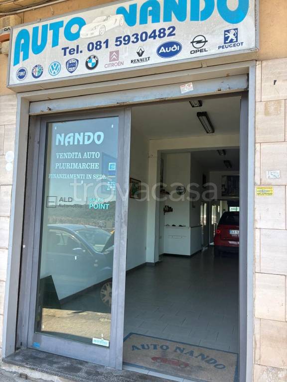 negozio in affitto a Napoli in zona Soccavo