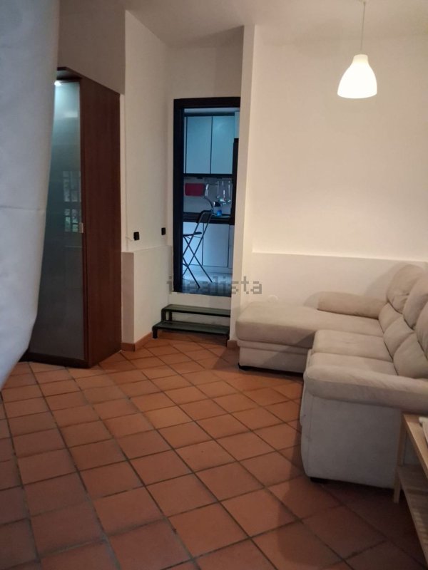 appartamento in affitto a Napoli in zona Chiaia