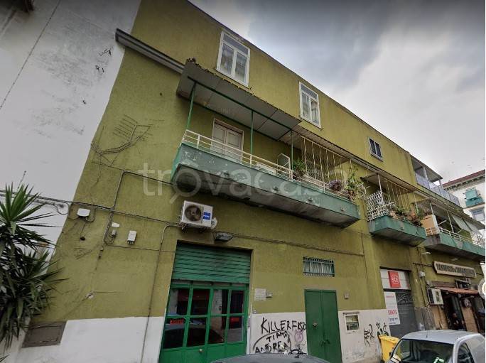 ufficio in affitto a Napoli in zona San Carlo all'Arena