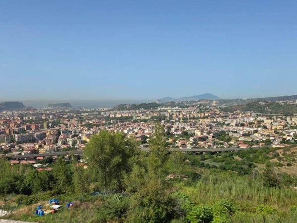 appartamento in affitto a Napoli in zona Arenella
