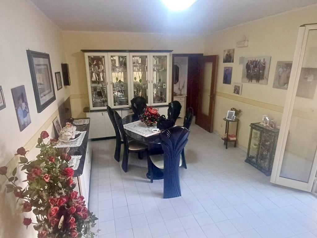appartamento in affitto a Napoli in zona Secondigliano
