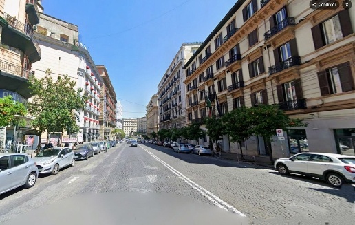 appartamento in affitto a Napoli in zona Porto