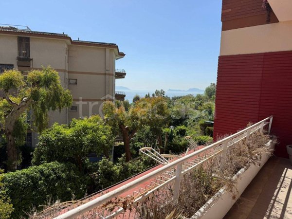 appartamento in affitto a Napoli in zona Posillipo