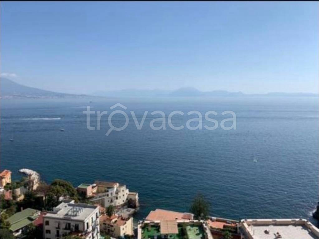 appartamento in affitto a Napoli in zona Posillipo