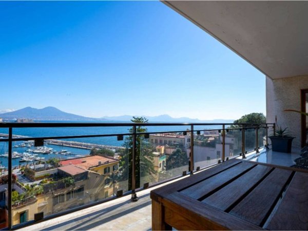 appartamento in affitto a Napoli in zona Posillipo