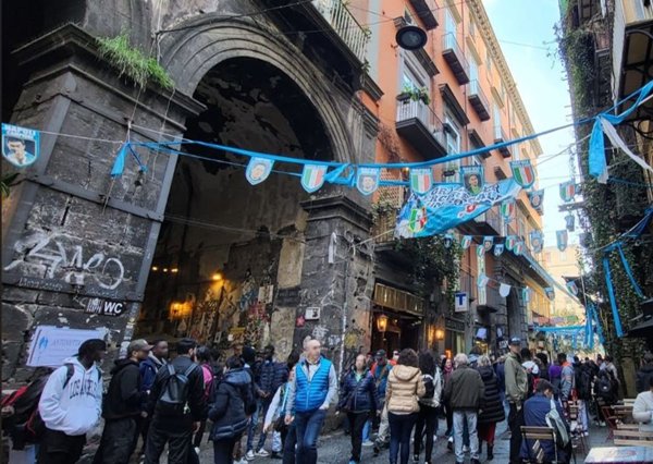 appartamento in affitto a Napoli in zona San Lorenzo