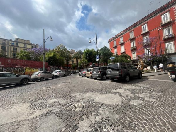 appartamento in affitto a Napoli in zona Stella