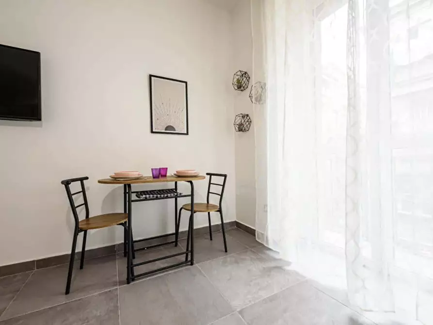 appartamento in affitto a Napoli in zona Stella