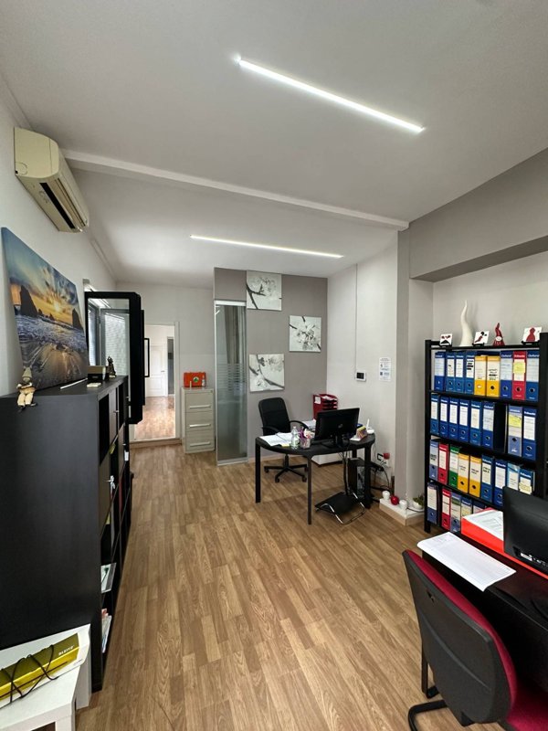 ufficio in affitto a Napoli in zona Bagnoli