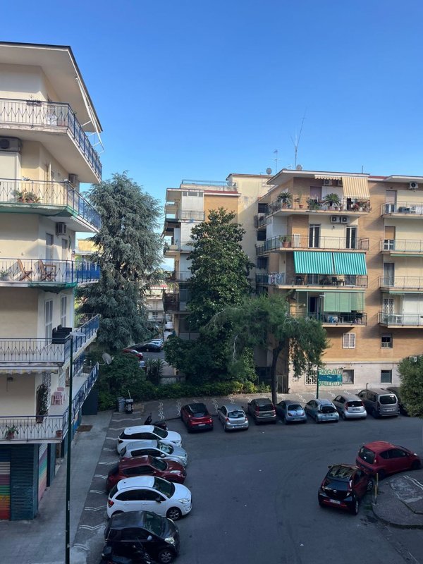appartamento in affitto a Napoli in zona Capodimonte / Colli Aminei