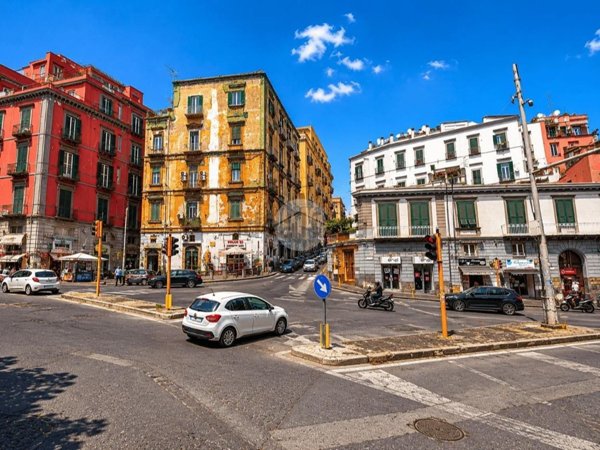 locale commerciale in affitto a Napoli in zona Avvocata