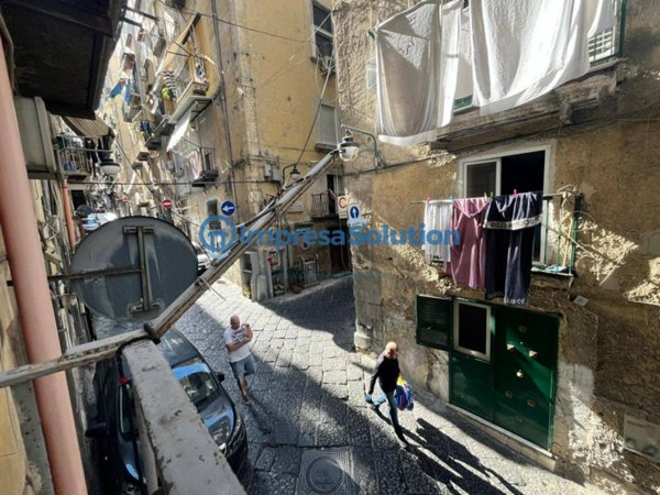 appartamento in affitto a Napoli in zona Stella