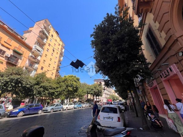 negozio in affitto a Napoli in zona Pendino / San Giuseppe