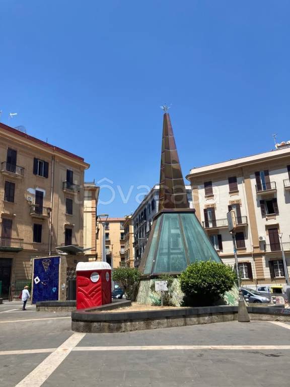 appartamento in affitto a Napoli in zona Stella