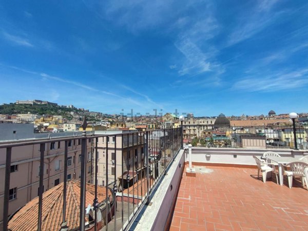 appartamento in affitto a Napoli in zona Porto