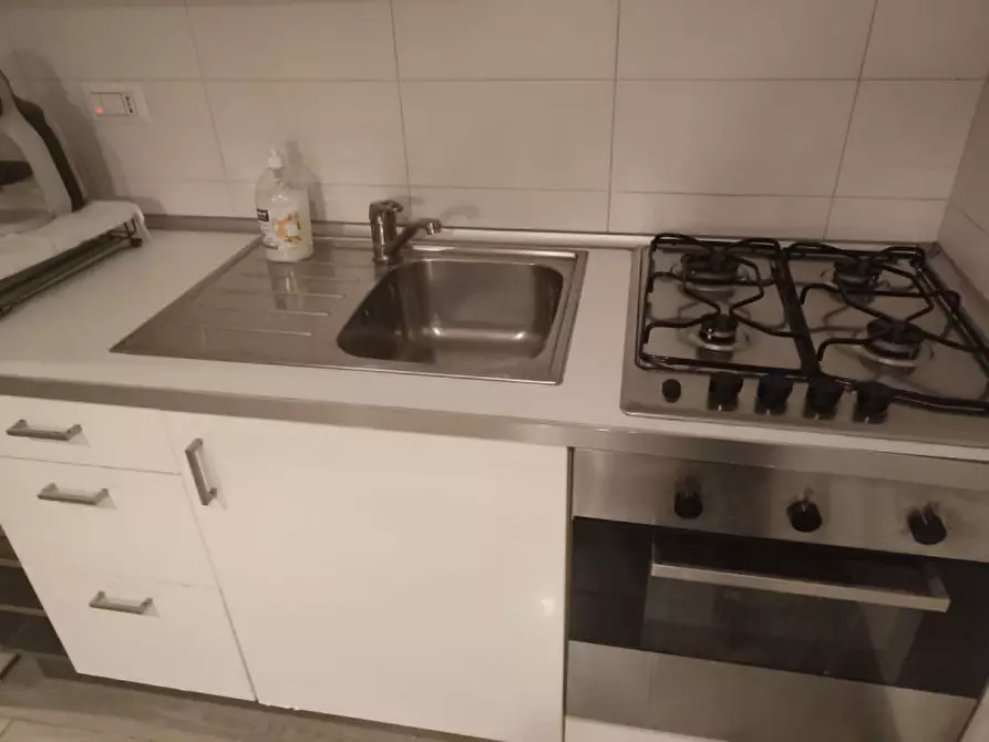 appartamento in affitto a Napoli in zona San Ferdinando