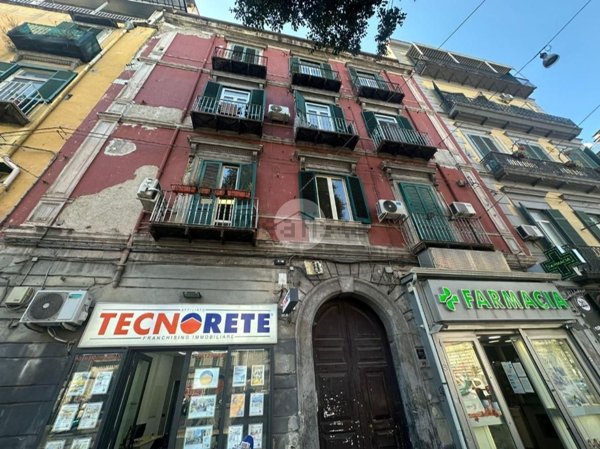 appartamento in affitto a Napoli in zona San Carlo all'Arena
