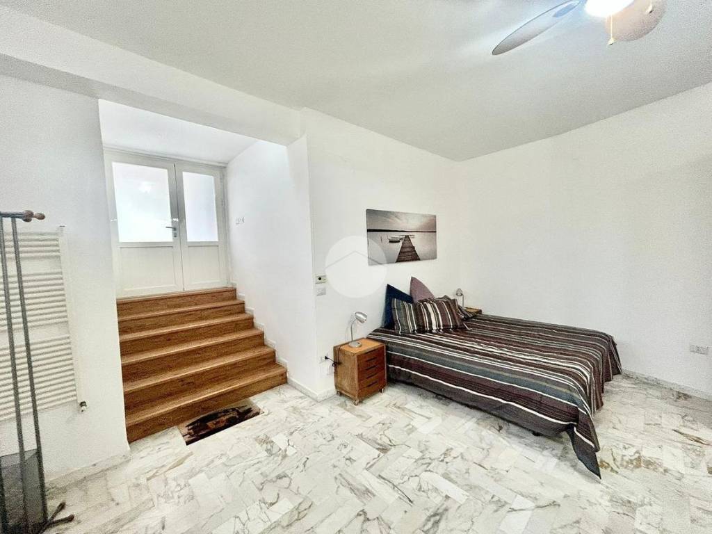 appartamento in affitto a Napoli in zona Chiaia