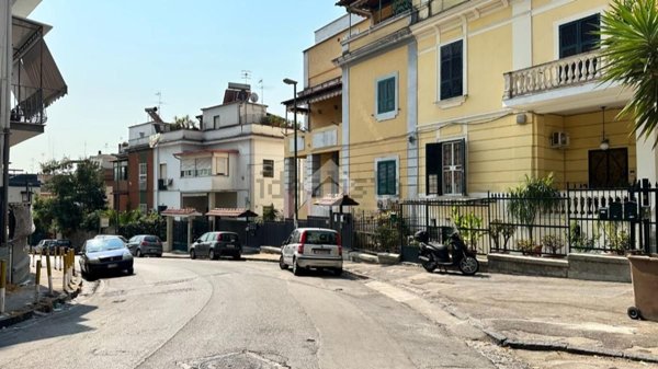 appartamento in affitto a Napoli in zona San Carlo all'Arena