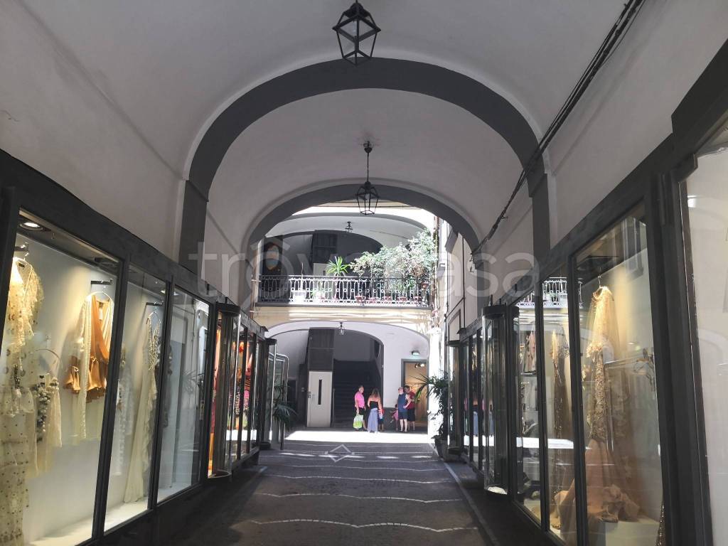 appartamento in affitto a Napoli in zona San Ferdinando