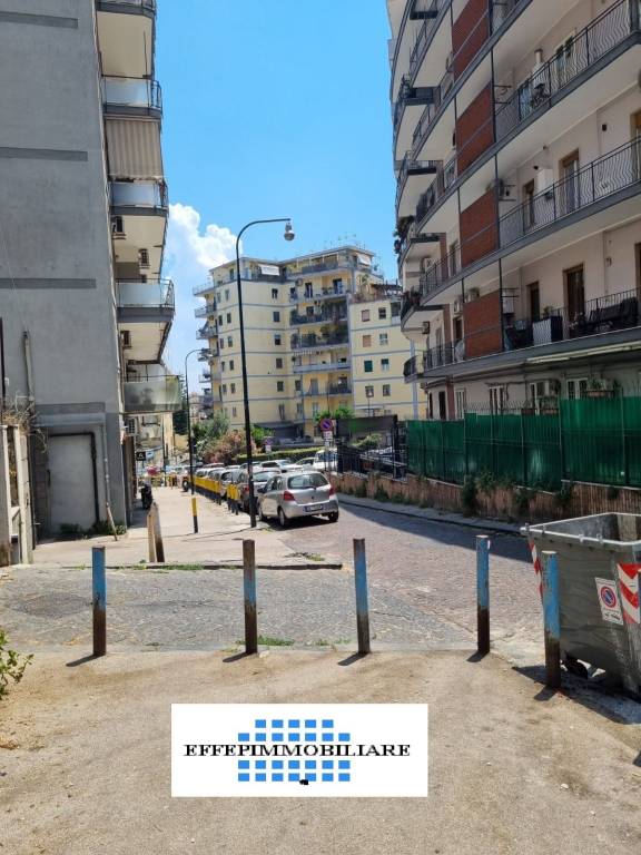 appartamento in affitto a Napoli in zona Stella