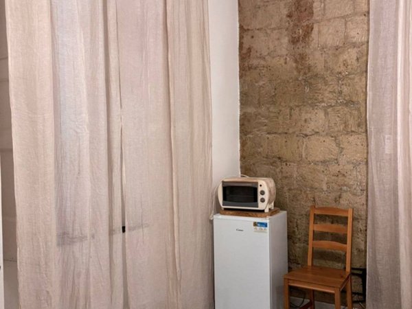 appartamento in affitto a Napoli in zona Stella