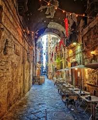 appartamento in affitto a Napoli in zona Centro Antico