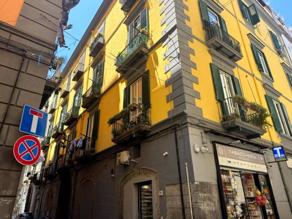ufficio in affitto a Napoli in zona Chiaia