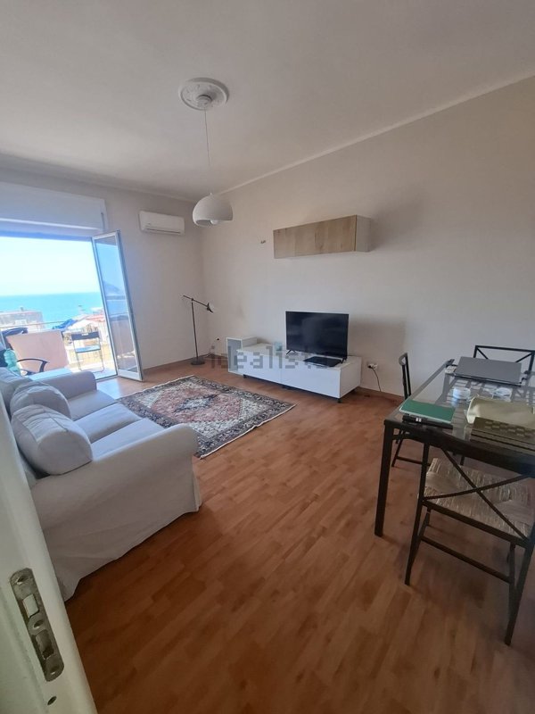 appartamento in affitto a Napoli in zona Bagnoli