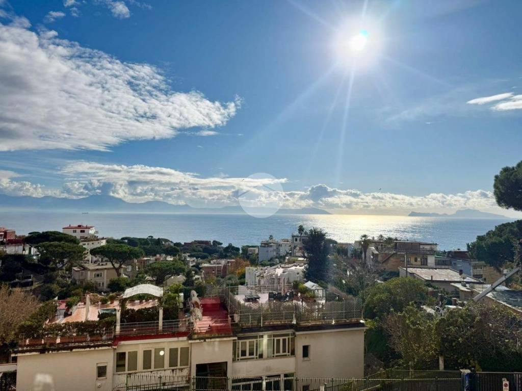 appartamento in affitto a Napoli in zona Posillipo