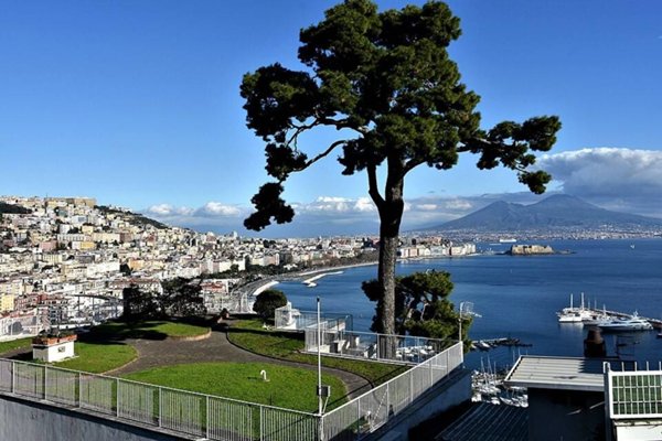 ufficio in affitto a Napoli in zona Posillipo